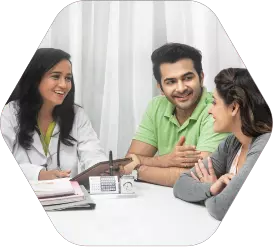 Infertile couple talking about donor
